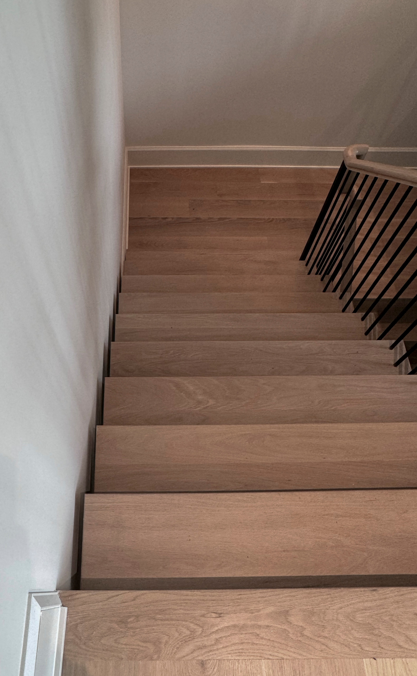 122_Modern Steel & Wood Floating Staircase, Arlington VA 22207