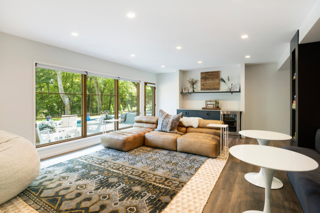 Warm-Modern contemporary-living-room