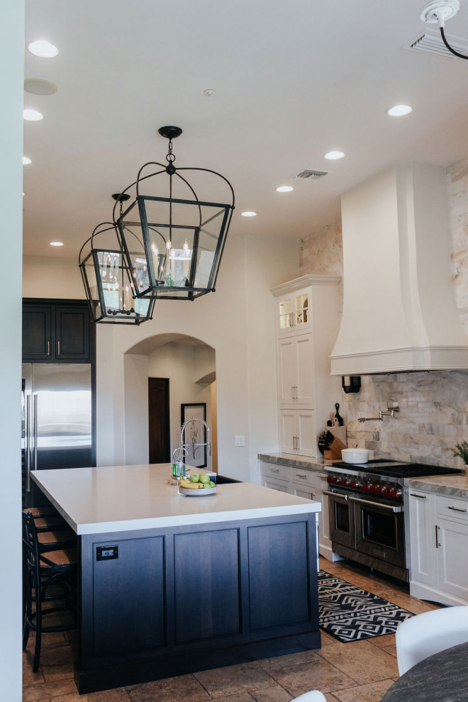 Inspiration for a transitional kitchen remodel in Phoenix
