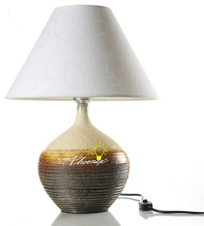 Ceramic and Fabric Table Lamp -08