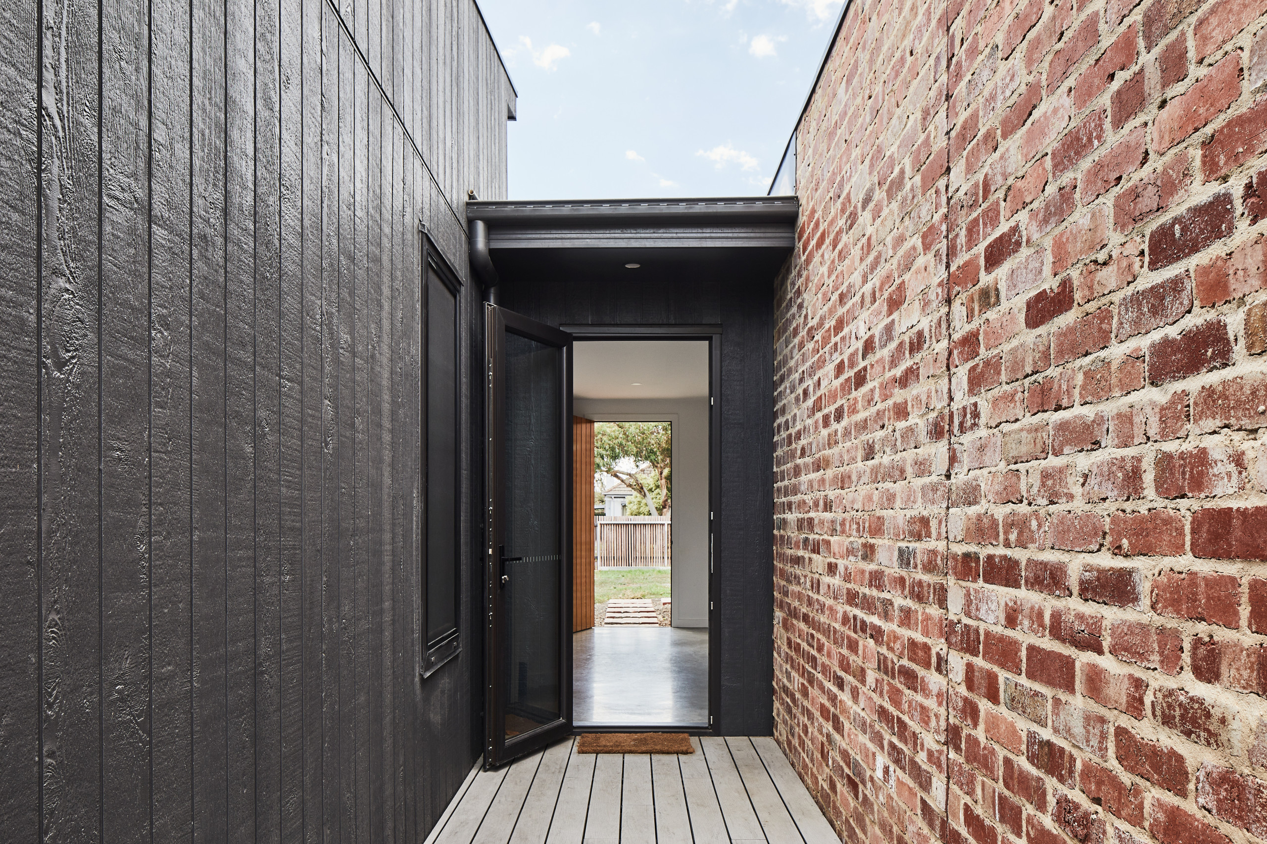 Pascoe Vale – Compact, Bright & Comfort-Driven Family Home