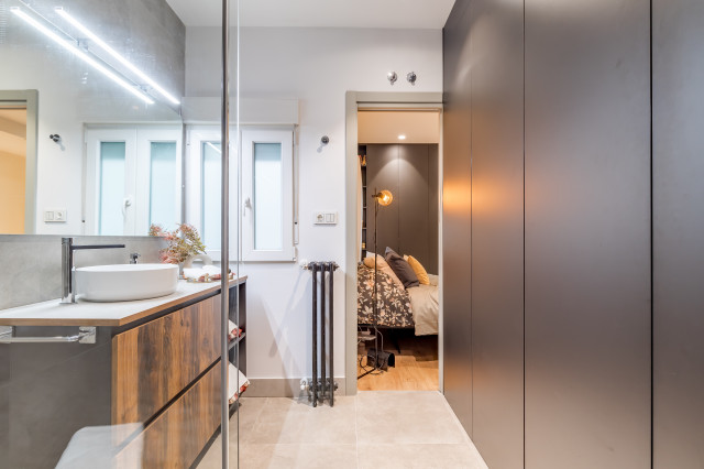 FLEXIBLE HOUSE industrial-badezimmer