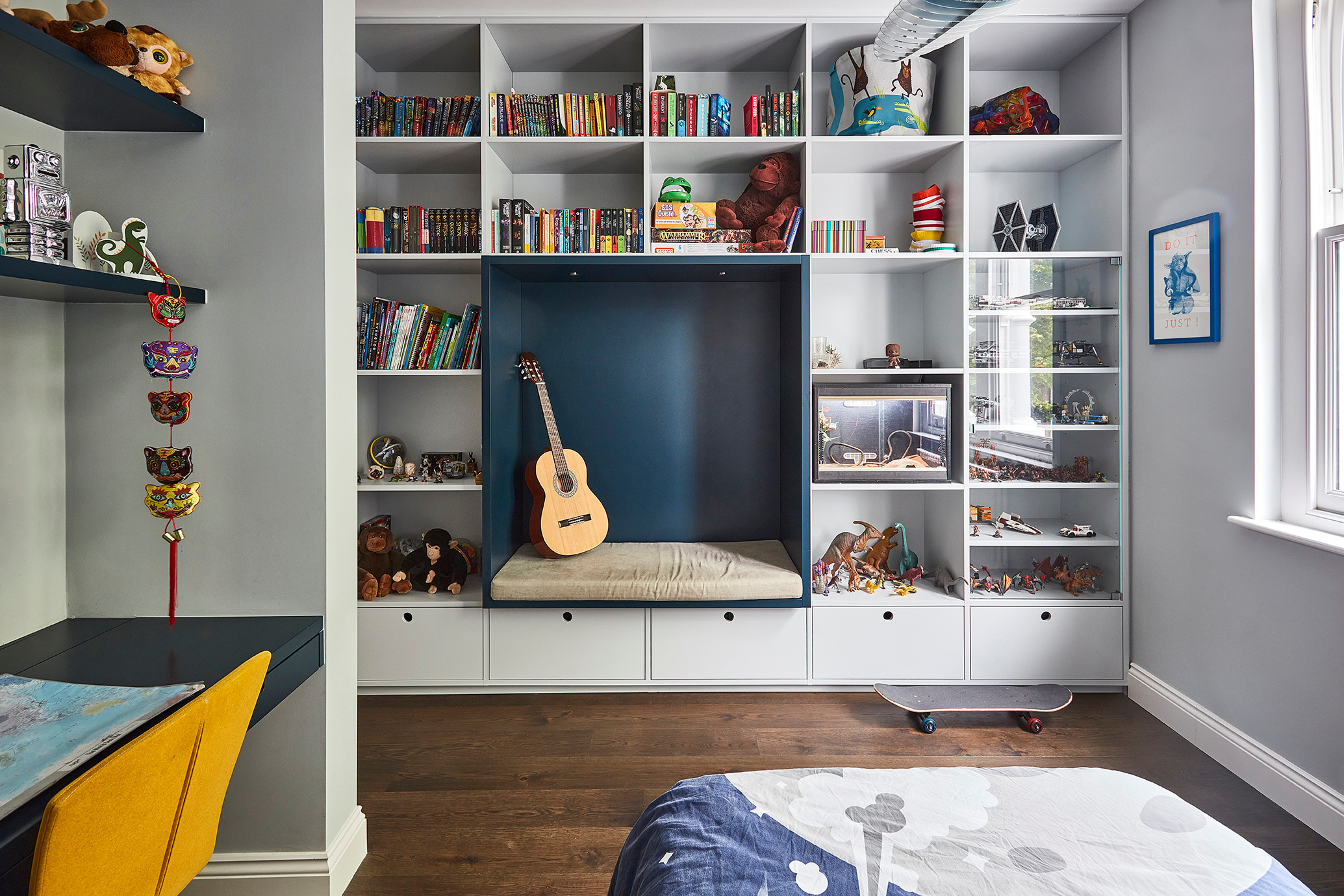 Kids room wall shop storage