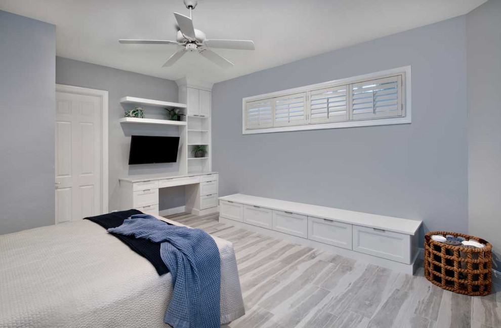 Foto de habitación de invitados abovedada y blanca contemporánea de tamaño medio con paredes grises, suelo de baldosas de cerámica, suelo gris y con escritorio