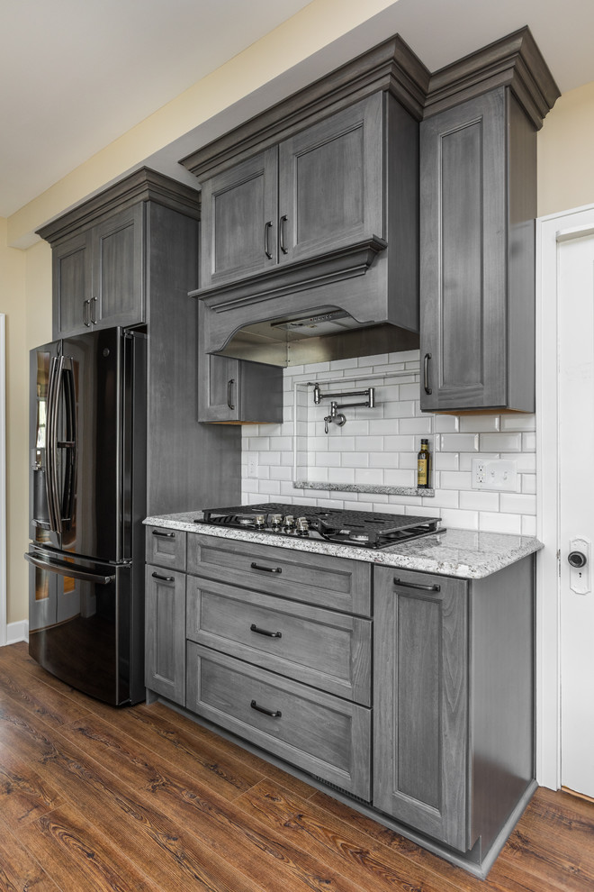 Design ideas for a transitional kitchen in Indianapolis.