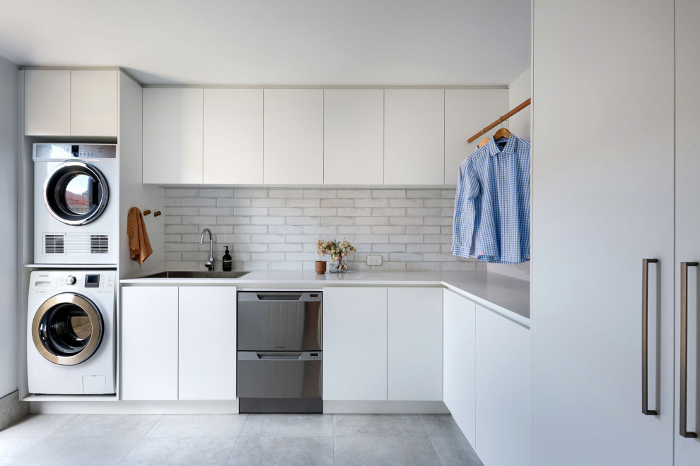 This is an example of a contemporary utility room in Perth.