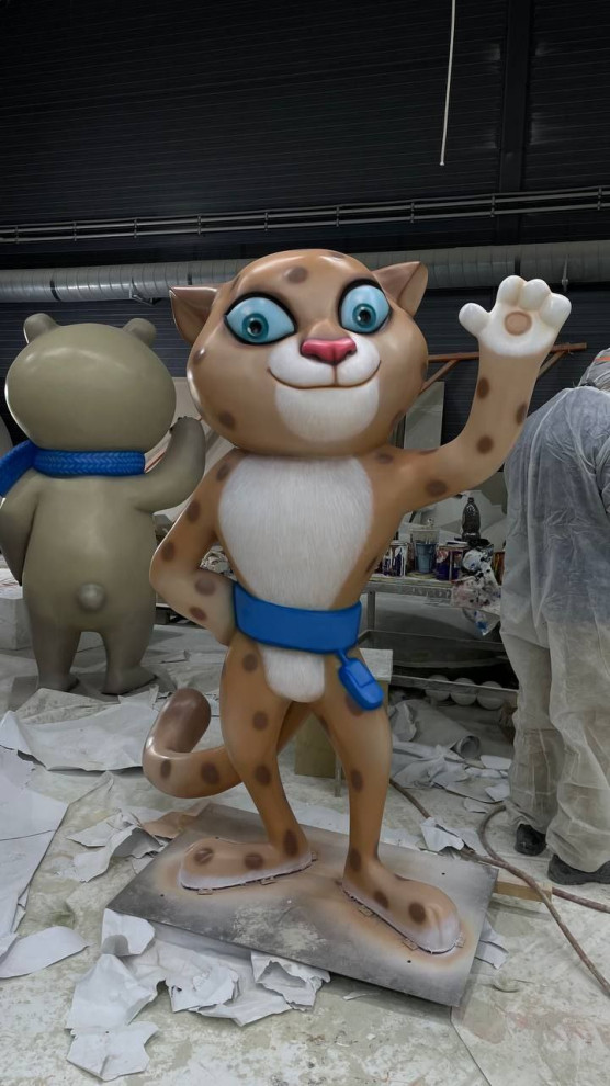 Фигуры из стеклопластика