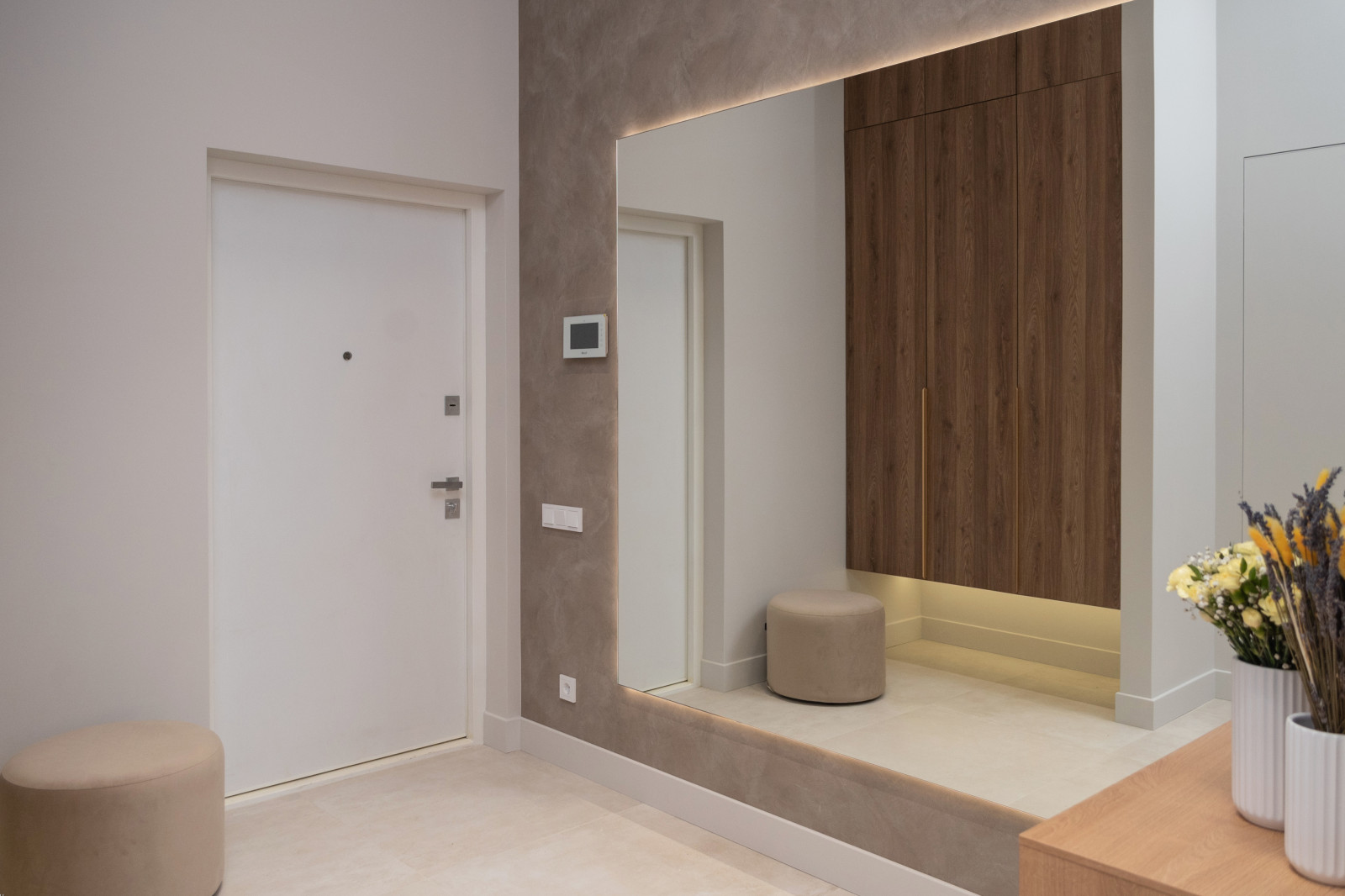 Реализация ЖК "Болконский", квартира с потолками 3,6 метра.