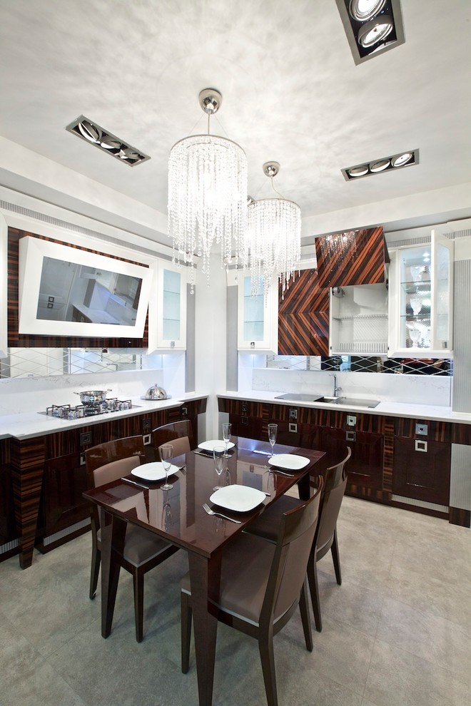 ИМПЕРИЯ, КЛАССИЧЕСКАЯ МОДЕЛЬ КУХНИ.