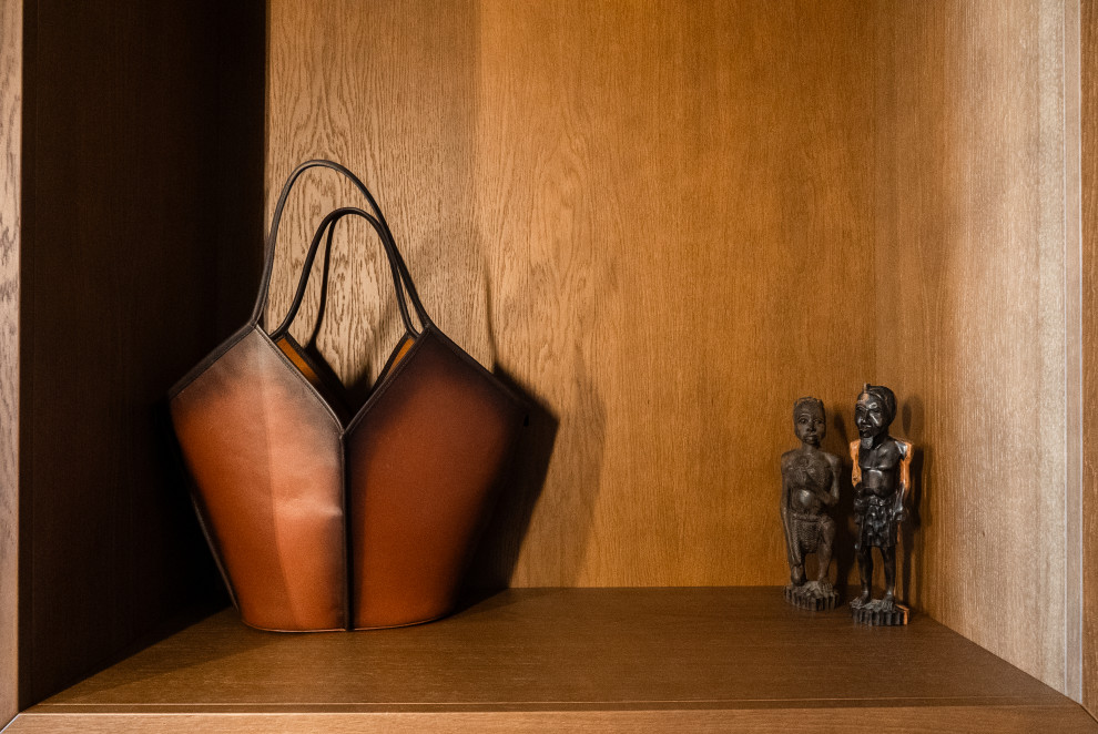 с видом на реку