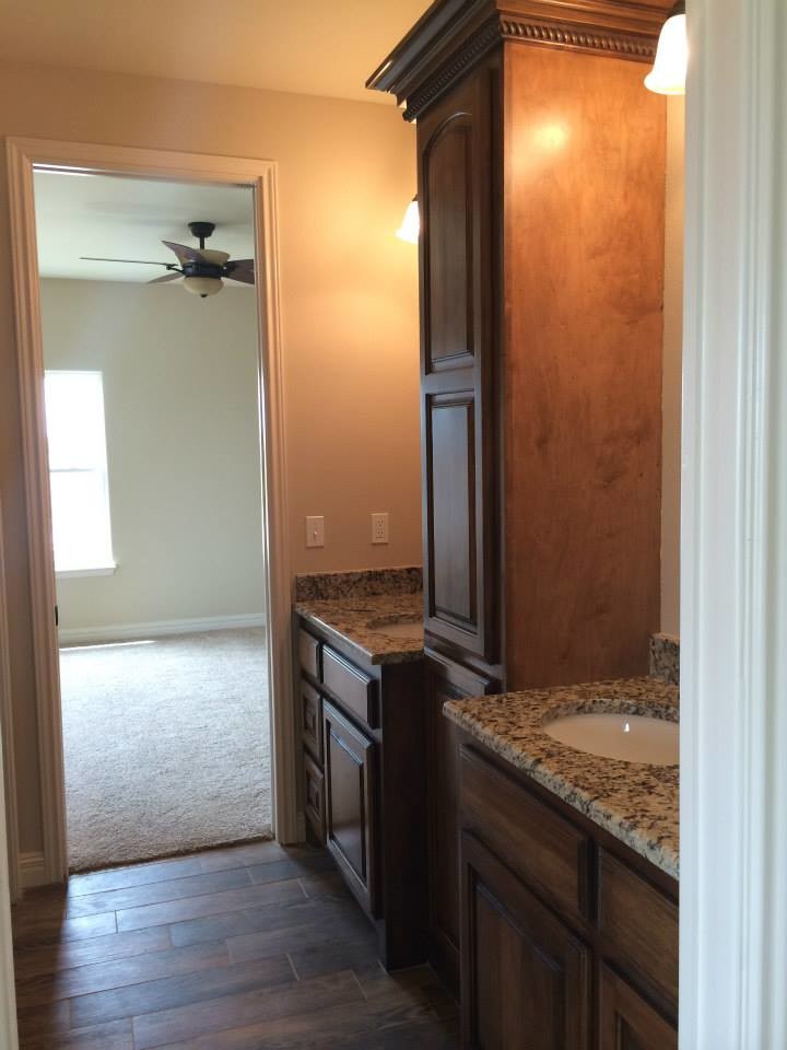 Example of a mountain style bathroom design in Austin