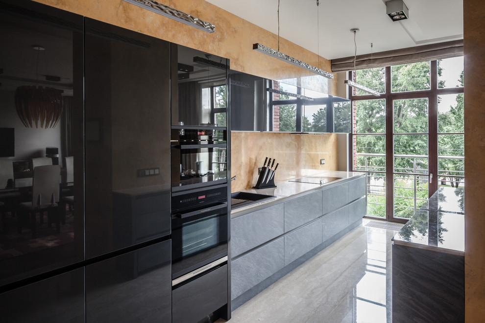 Яркая квартира в Голутвинском переулке