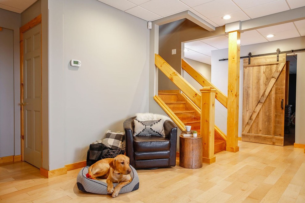 Home design - rustic home design idea in New York