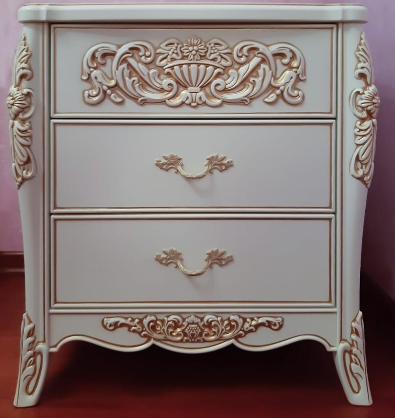 Прикроватная тумба из массива бука