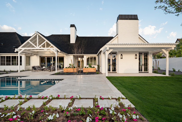 Transitional Arcadia classique-chic-facade