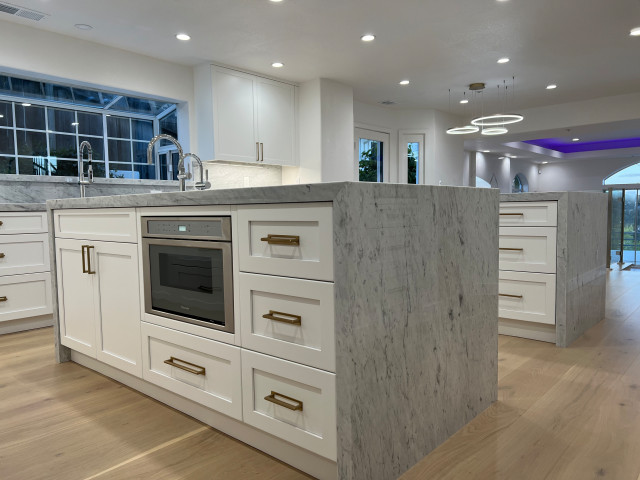 Bayview Kitchen transitional-kitchen