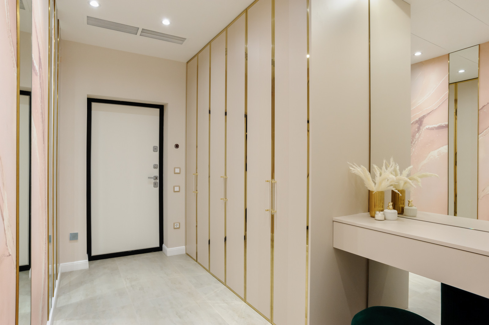 Пятикомнатная квартира 115 кв/м в ЖК «Headliner»