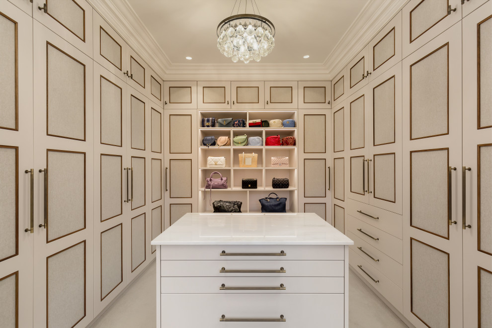 Inspiration for a transitional closet remodel in Edinburgh