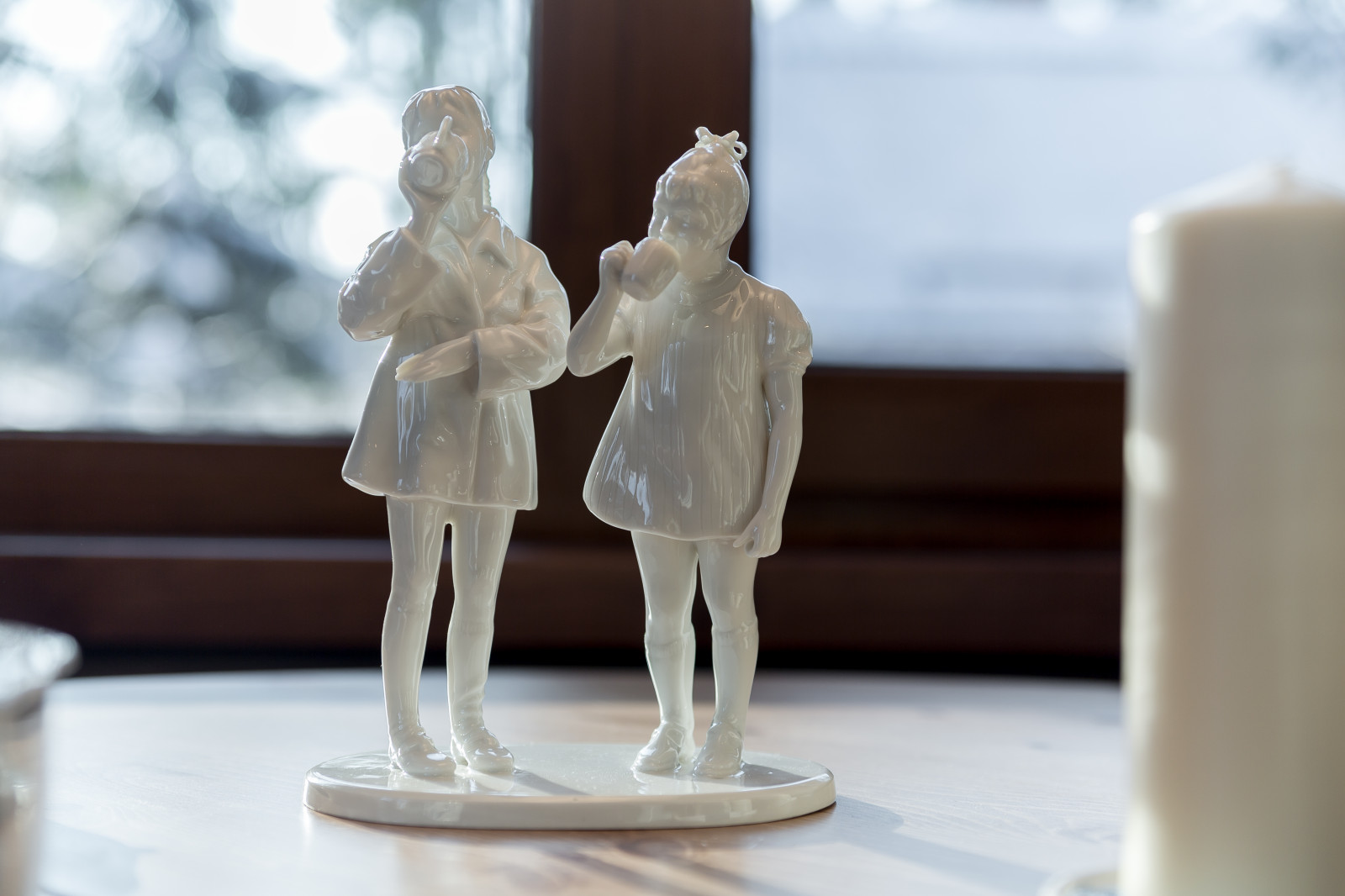 Дачный ответ: "Синяя кухня у белого камина"