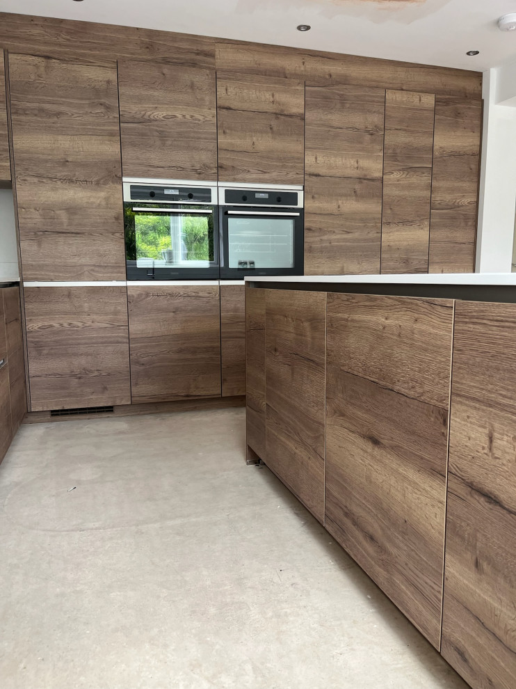 Havana Oak Handleless