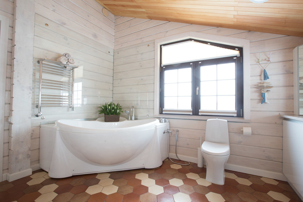 ДОМ В ПОСЕЛКЕ УШАКОВО