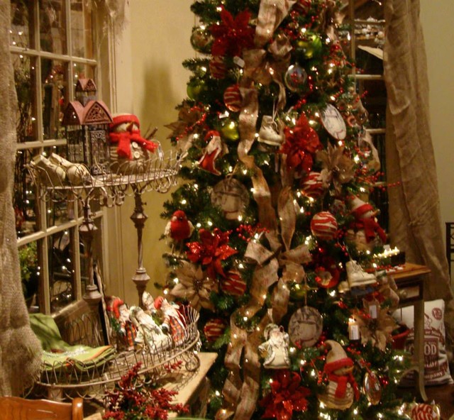 Homespun Traditional Christmas Tree - Eclectic - Atlanta 
