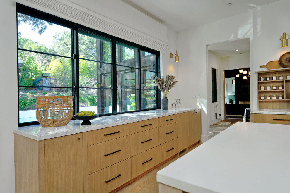 San Carlos - Warm Modern Dreamhouse