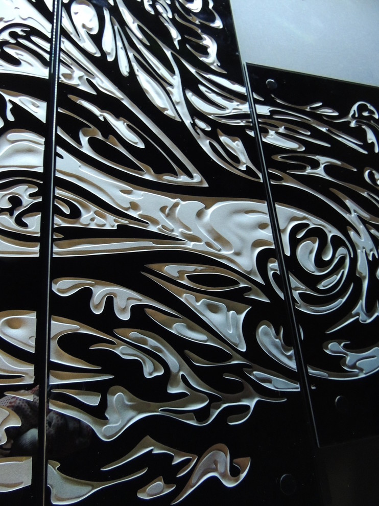 Modular engravings on the glass | Elements |