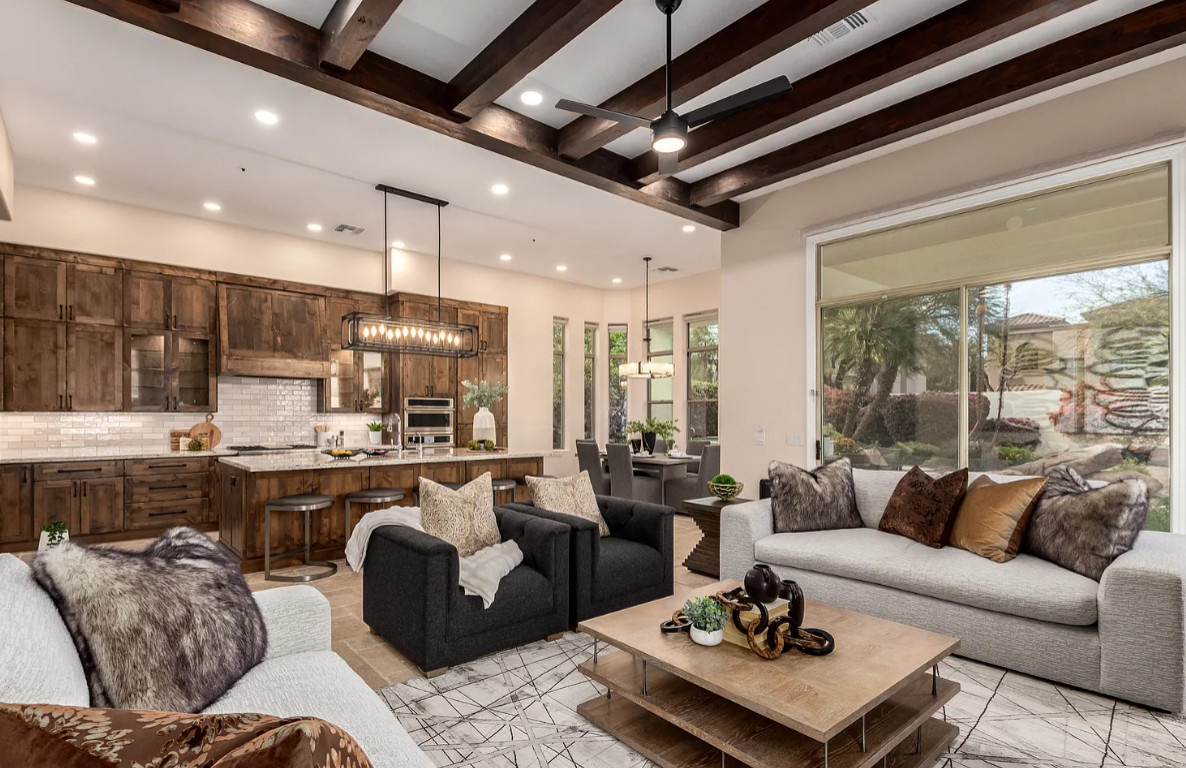 Neiman's Residence