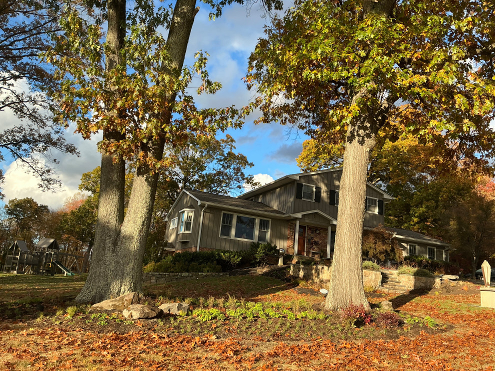 Impactful, serene and native entrance.