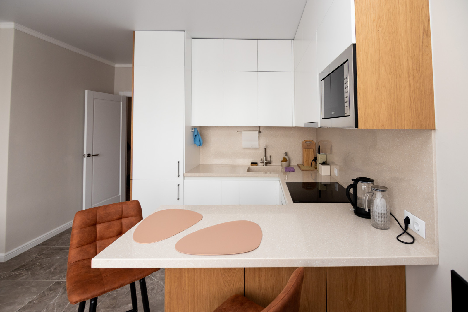 Современная кухня в минималистичном стиле