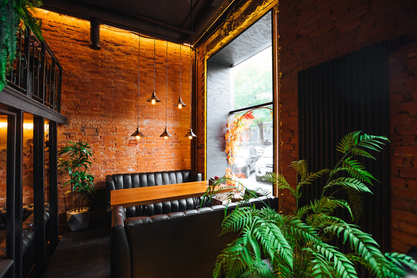 Бар Виновник