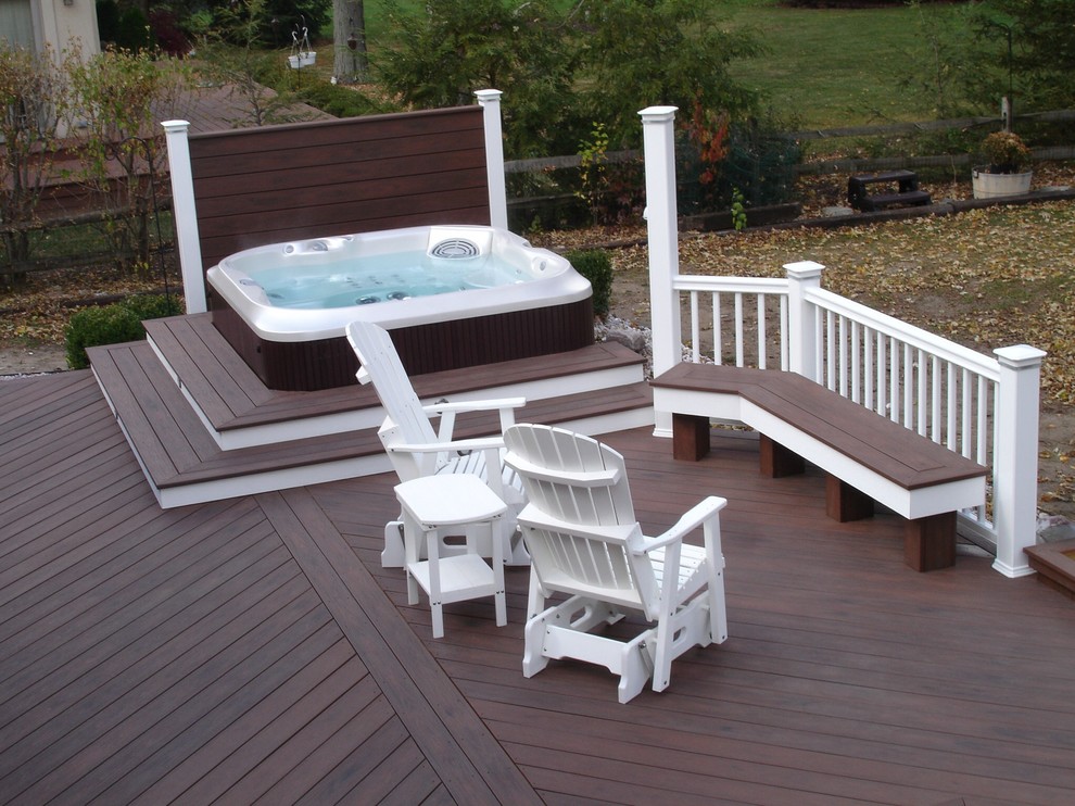 Traditional deck in Other.