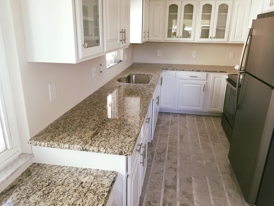 Santa Cecilia Light Granite Contemporary Kitchen Tampa by KB Factory Outlet