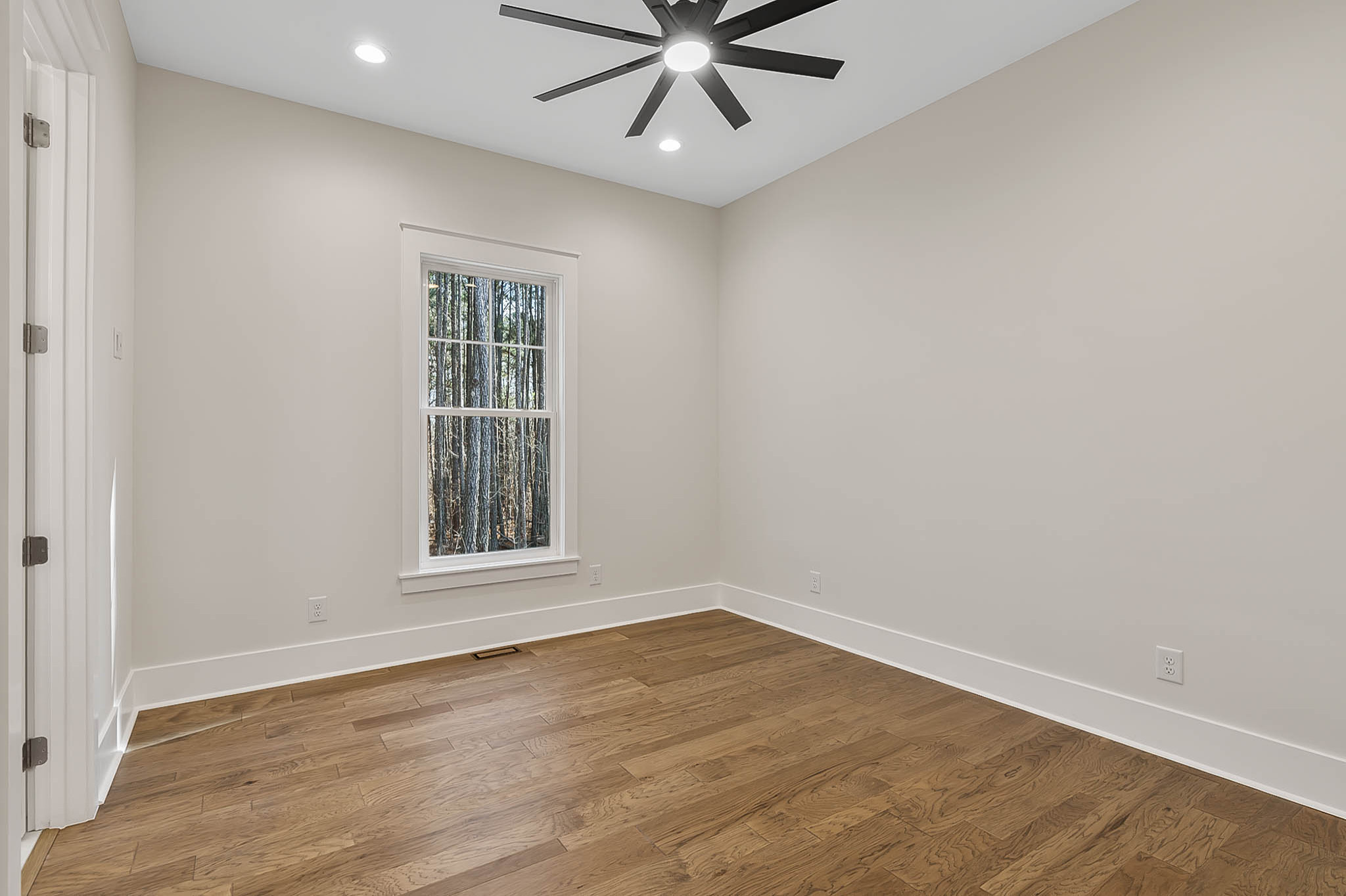 Oyster White Farmhouse