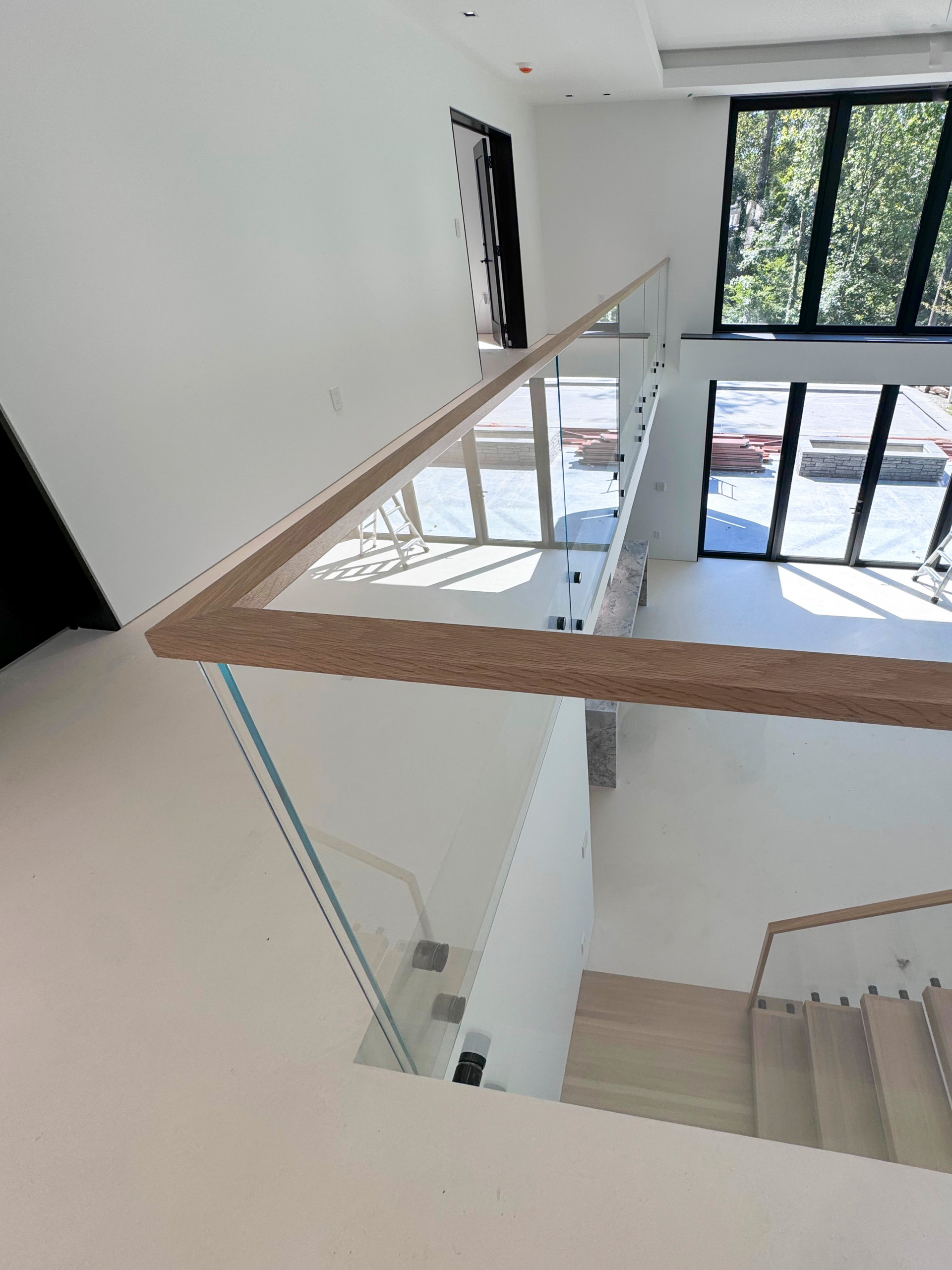 126_Visually Open and Light Contemporary Staircase, Mclean, VA 22102