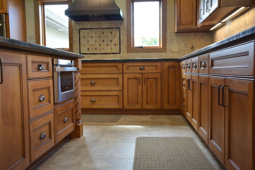 Cap Wood Products Inc - Traditional - Kitchen - Milwaukee 
