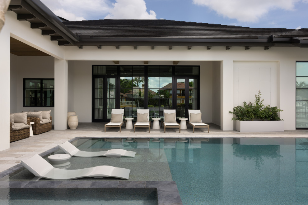 Example of a transitional pool design in Orlando