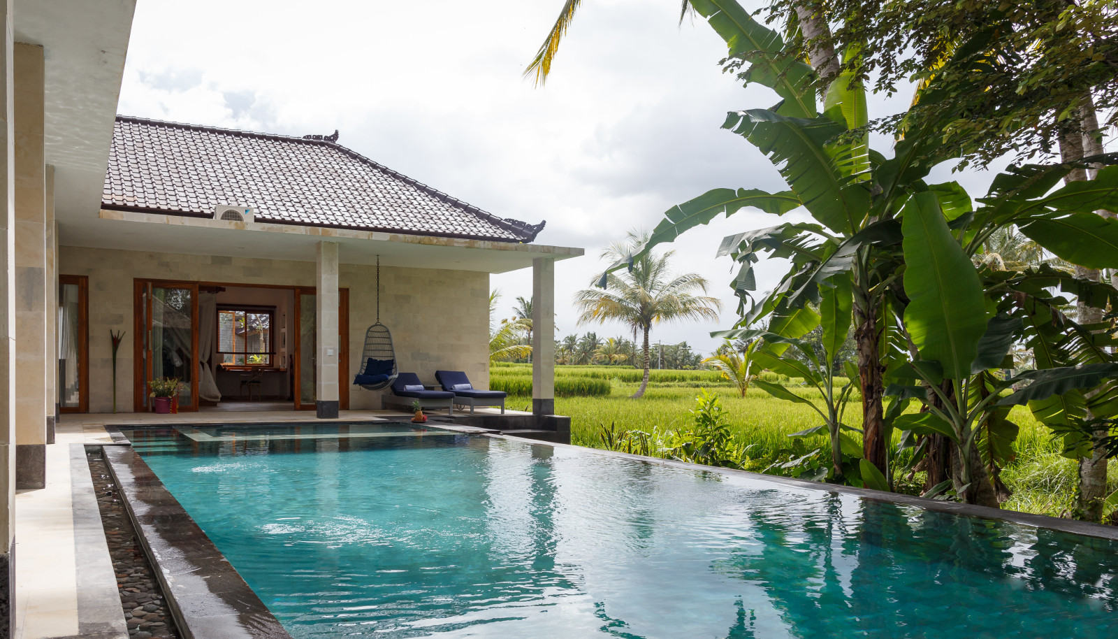 Вилла All Saints