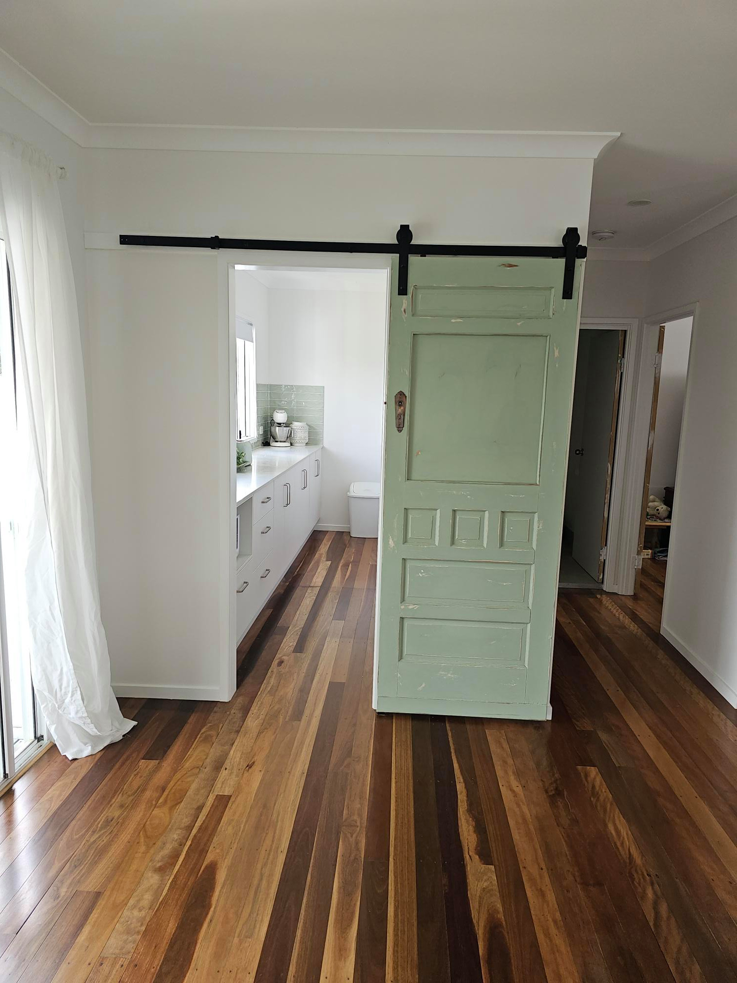 Two Removal Homes in to One