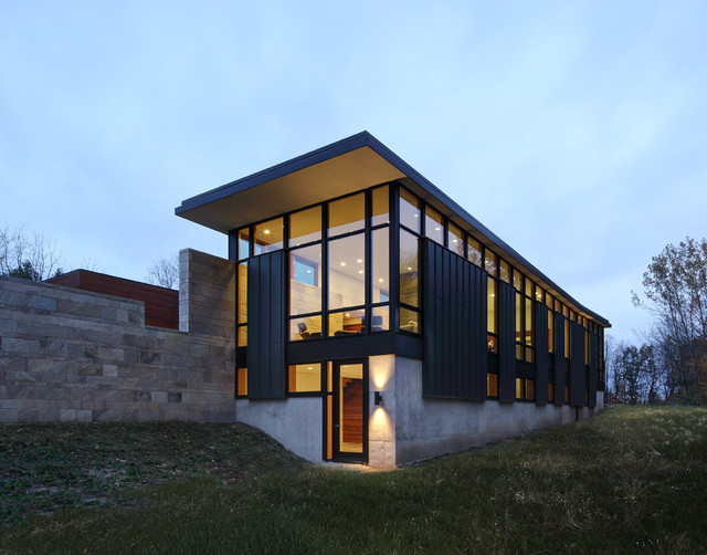 Fieldstone House modern-fasad