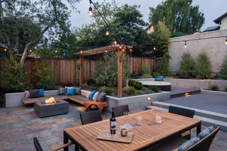10 Ideas for Styling Your Patio for Outdoor Dining This Fall (14 photos)