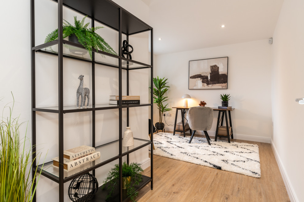 Walnut Close - New Build - Stage to Sell