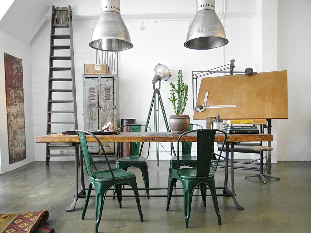 Photo of an industrial dining room in Amsterdam.