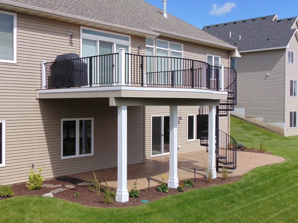 Azek/ Spiral - Contemporary - Deck - Minneapolis - by Infinite Decks ...