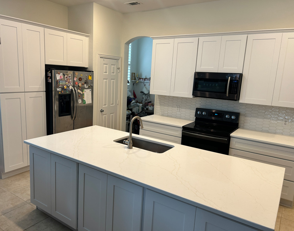 New Kitchen Cabinets