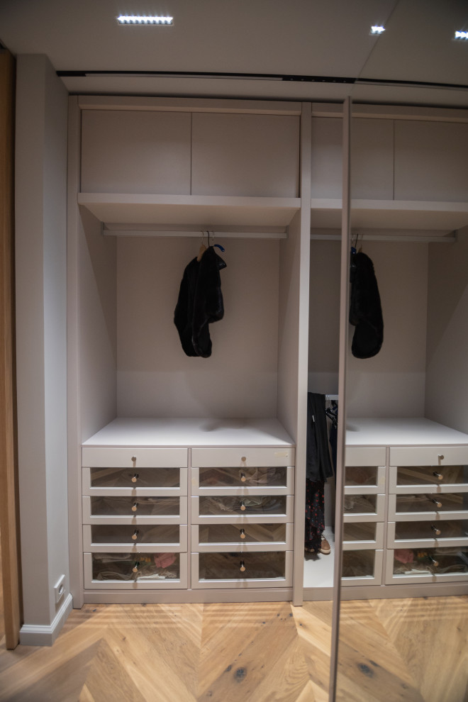 Обустройство гардеробной комнаты