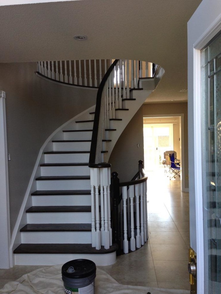 Photo of a traditional staircase in Toronto.