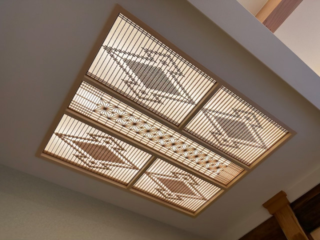 潮来の家 japones-moderno-sala-de-estar
