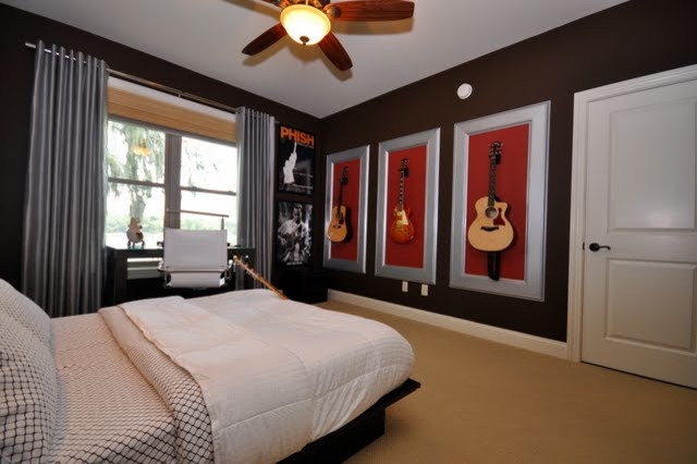 Design ideas for a contemporary bedroom in Jacksonville.
